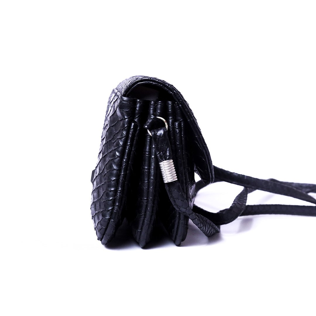Black Snake-Pattern Crossbody Bag - Image 3