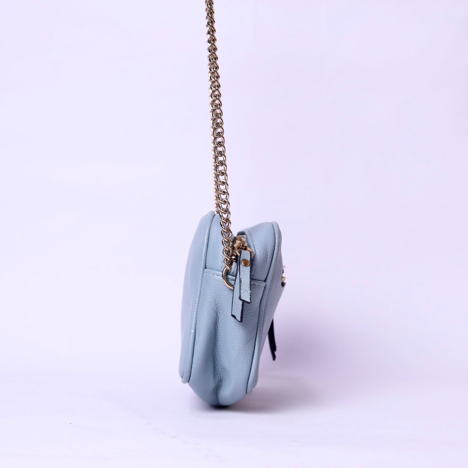 White mini phone bag – simple, clean & everyday essential 🤍✨ - Image 2
