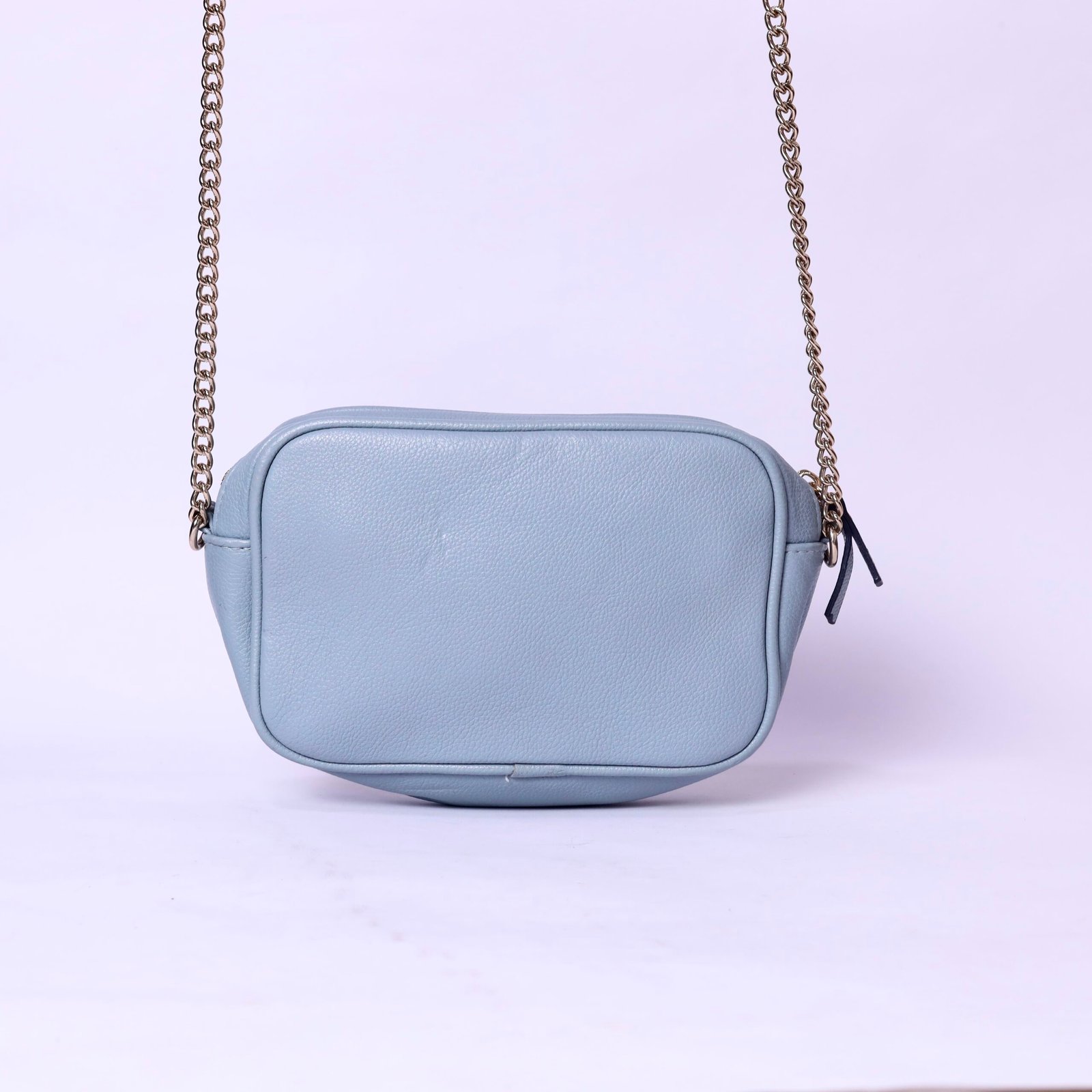 White mini phone bag – simple, clean & everyday essential 🤍✨ - Image 3